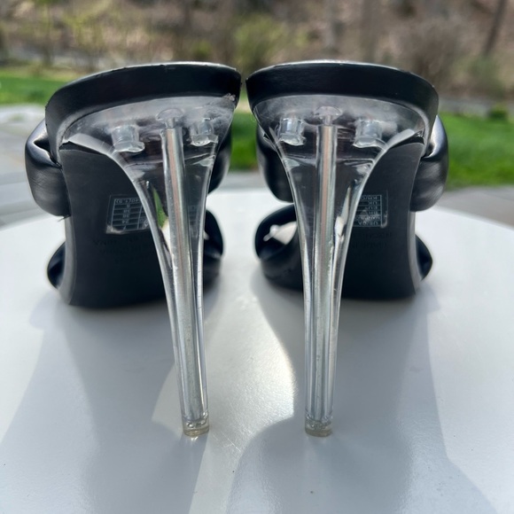 Forever 21 Size: 7 Black Padded Faux Leather Stiletto Heels NWOT - Picture 3 of 5